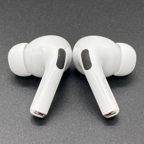 【中古】MagSafe充電ケース(USB-C)付きAirPods Pro(第2世代) MTJV3JA【秋葉原】