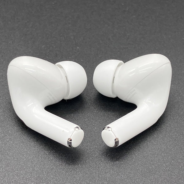 【中古】MagSafe充電ケース(USB-C)付きAirPods Pro(第2世代) MTJV3JA【秋葉原】