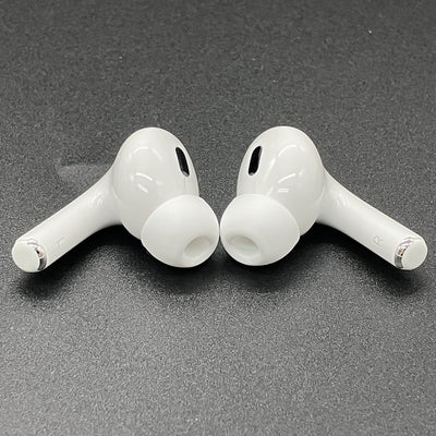 【中古】MagSafe充電ケース(USB-C)付きAirPods Pro(第2世代) MTJV3JA【秋葉原】