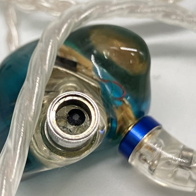 【中古】AM05 Blue【秋葉原】