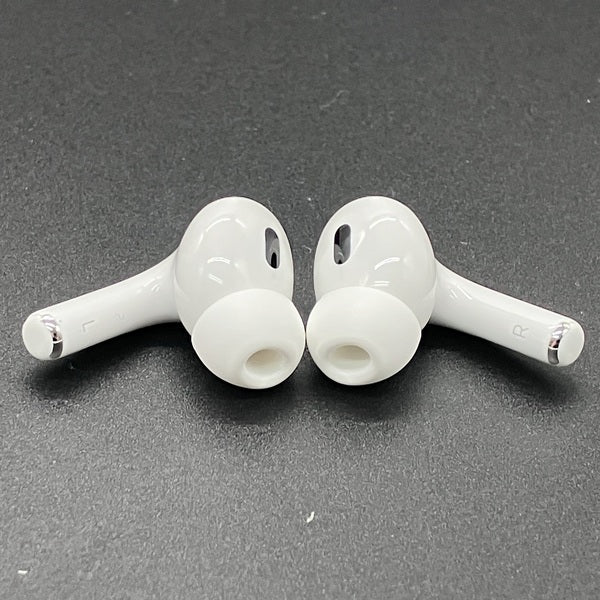 【中古】MagSafe充電ケース(USB-C)付きAirPods Pro(第2世代) MTJV3JA【秋葉原】