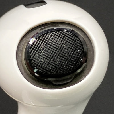 【中古】AirPods Pro MWP22J/A【秋葉原】