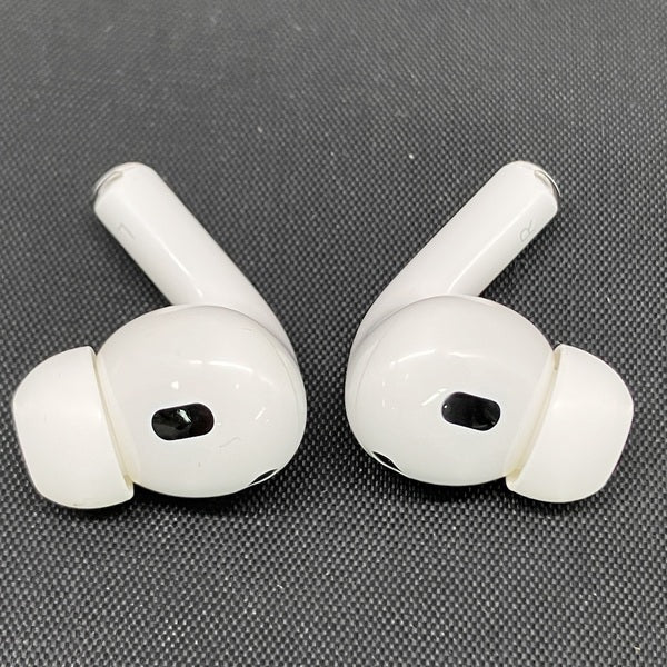 【中古】MagSafe充電ケース(USB-C)付きAirPods Pro(第2世代) MTJV3JA【秋葉原】