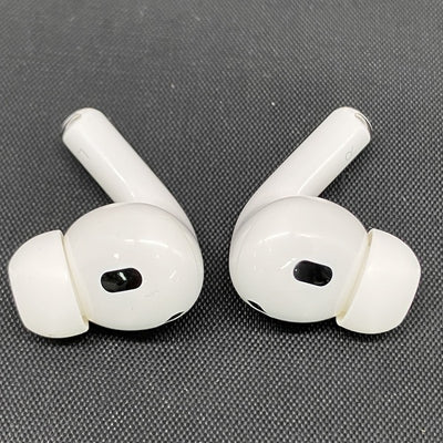 【中古】MagSafe充電ケース(USB-C)付きAirPods Pro(第2世代) MTJV3JA【秋葉原】