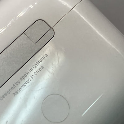 【中古】MagSafe充電ケース(USB-C)付きAirPods Pro(第2世代) MTJV3JA【秋葉原】