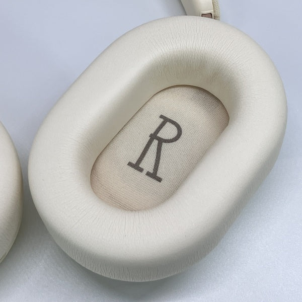 【中古】EDGE ホワイト【秋葉原】