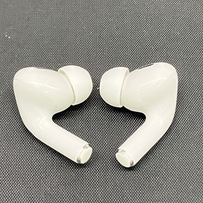 【中古】MagSafe充電ケース(USB-C)付きAirPods Pro(第2世代) MTJV3JA【秋葉原】