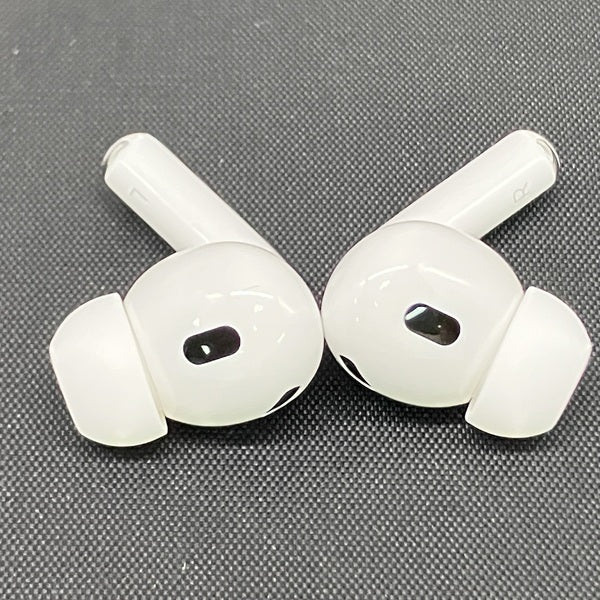 【中古】MagSafe充電ケース(USB-C)付きAirPods Pro(第2世代) MTJV3JA【秋葉原】
