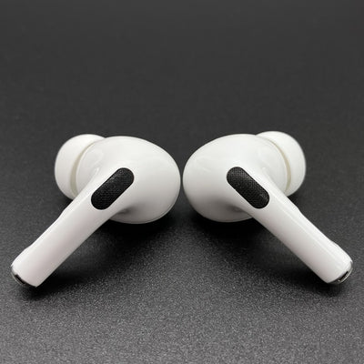 【中古】MagSafe充電ケース(USB-C)付きAirPods Pro(第2世代) MTJV3JA【秋葉原】