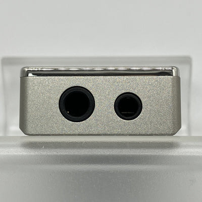 【中古】QX13 Titanium Gold 【FIO-QX13-G】【秋葉原】
