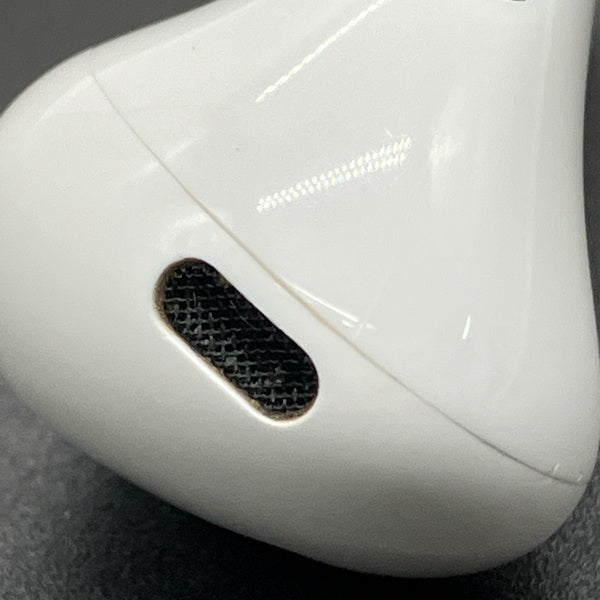Apple 【中古】AirPods Pro (R側) (第2世代)(Lightning)【秋葉原