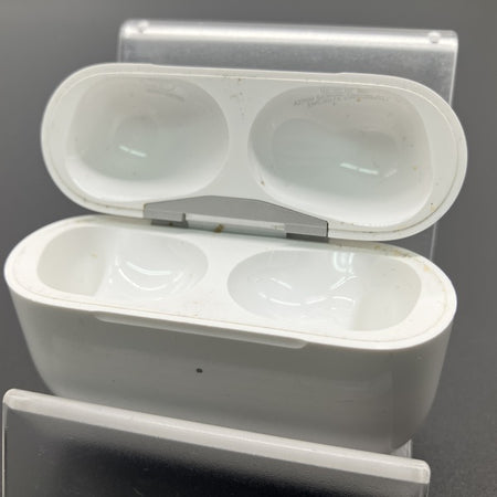 【キズ有り】AirPods Pro2(Lightning仕様)中古 Apple 【中古】AirPods Pro (第2世代) 充電ケース (Lightning