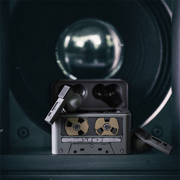 【新品未開封品】水月雨 (moondrop) 夢回2 Golden Ages 2 水月雨 (MOONDROP) 夢回 2 - Golden Ages 2 – e☆イヤホン