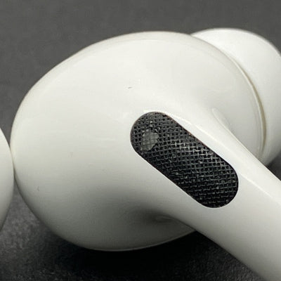 【中古】AirPods Pro (第2世代) MQD83J/A【秋葉原】
