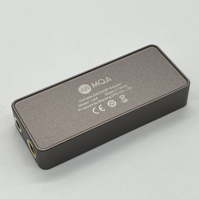 【中古】UA4 チタニウム【秋葉原】