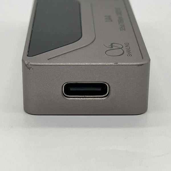 【中古】UA4 チタニウム【秋葉原】