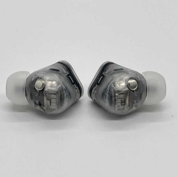 【中古】Beats Studio Buds + トランスペアレント【日本橋】