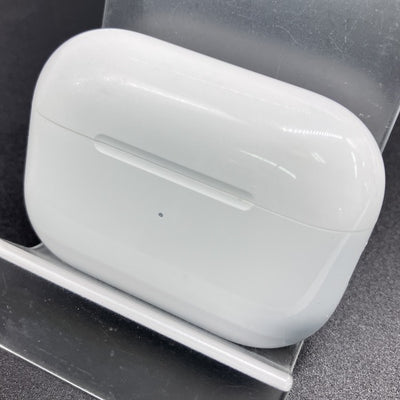 【中古】MagSafe充電ケース(USB-C)付きAirPods Pro(第2世代) MTJV3JA【秋葉原】