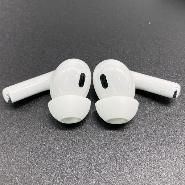 【中古】MagSafe充電ケース(USB-C)付きAirPods Pro(第2世代) MTJV3JA【秋葉原】