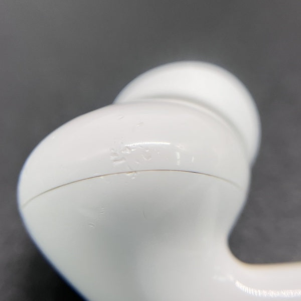 【中古】AirPods Pro (第2世代) MQD83J/A【秋葉原】