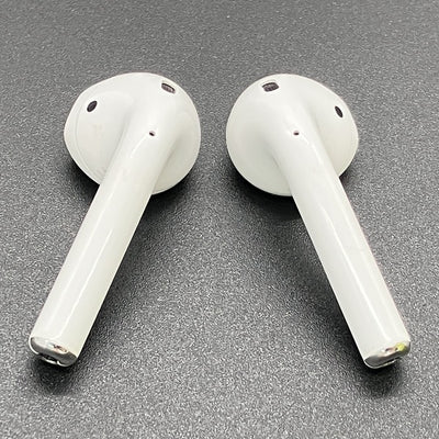 【中古】AirPods with Wireless Charging Case  MRXJ2J-A【日本橋】