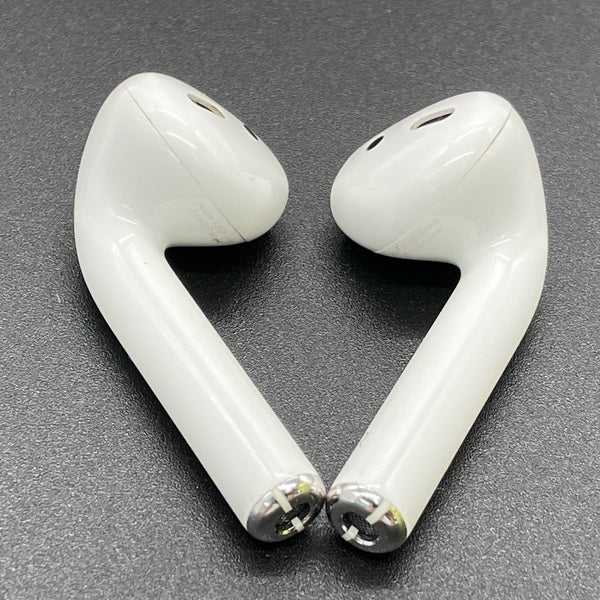 【中古】AirPods with Wireless Charging Case  MRXJ2J-A【日本橋】
