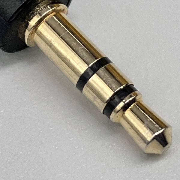 【中古】FH11 Black 【FIO-IEM-FH11-B】【秋葉原】