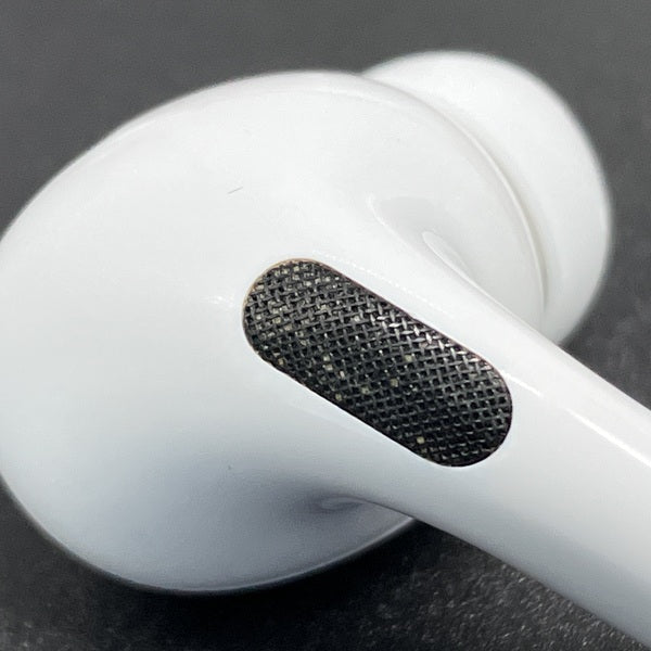 【中古】AirPods Pro (第2世代) MQD83J/A【秋葉原】