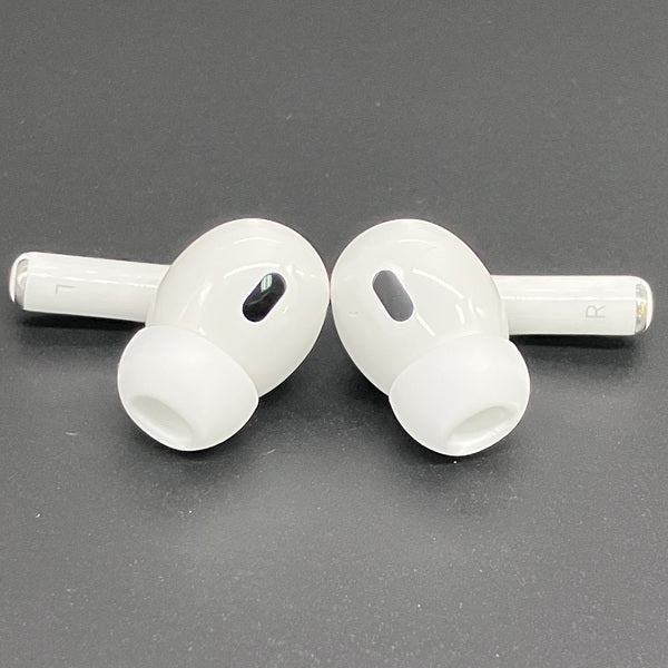 Apple 【中古】MagSafe充電ケース(USB-C)付きAirPods Pro(第2