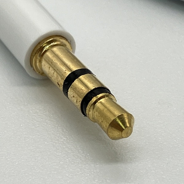 【中古】Apple Lightning - 3.5mmオーディオケーブル（1.2m）【秋葉原】