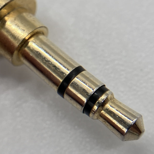 【中古】C8 (3.5mm - 2Pin)【日本橋】