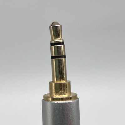 【中古】C8 (3.5mm - 2Pin)【日本橋】