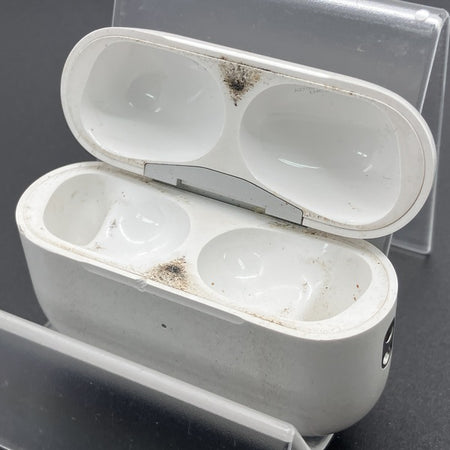 Apple 【中古】AirPods Pro (第2世代) 充電ケース (Lightning)【日本橋