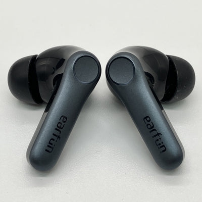 【中古】Air Pro 4 - Black【日本橋】