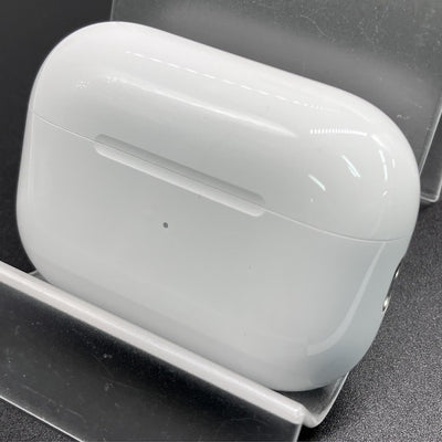 【中古】AirPods Pro (第2世代) MagSafe充電ケース(USB-C)【秋葉原】