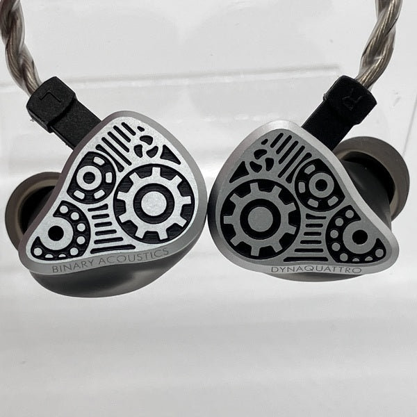 【中古】Dynaquattro【日本橋】