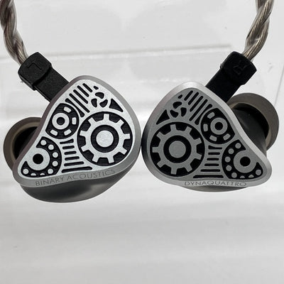 【中古】Dynaquattro【日本橋】