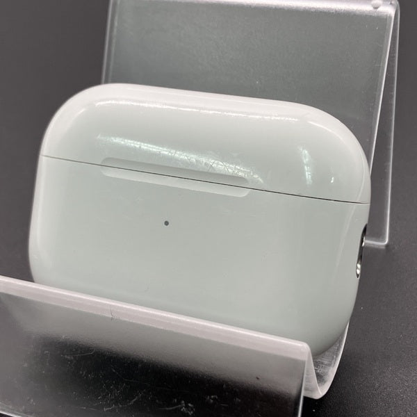 【中古】AirPods Pro (第2世代) 充電ケース (Lightning)【日本橋】