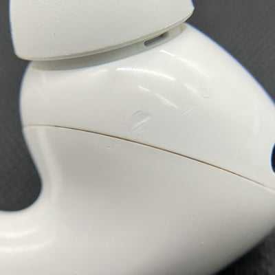 【中古】AirPods Pro (第2世代) MQD83J/A【秋葉原】