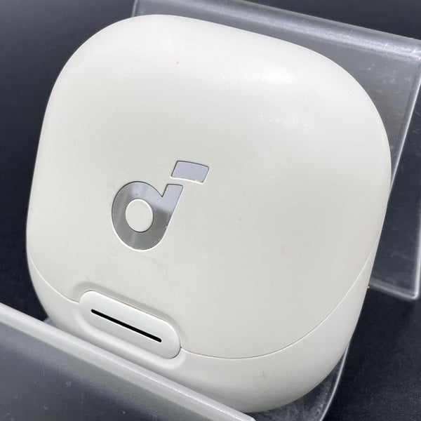 中古 美品 Anker Soundcore Liberty 4 NC ホワイト系 Anker 【中古】Soundcore Liberty 4 NC ホワイト 【A3947N21