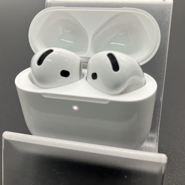 【中古】AirPods 4 MXP63J/A【秋葉原】