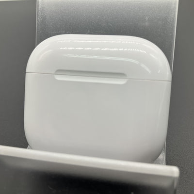 【中古】AirPods 4 MXP63J/A【秋葉原】