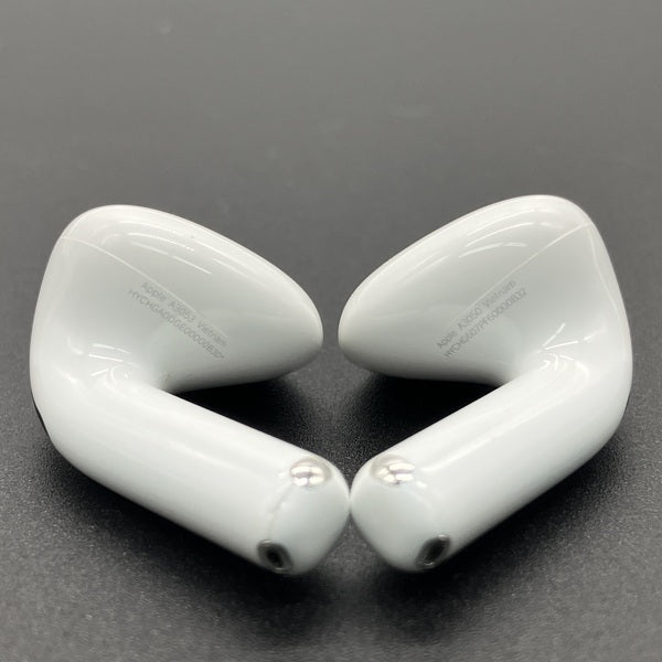 【中古】AirPods 4 MXP63J/A【秋葉原】