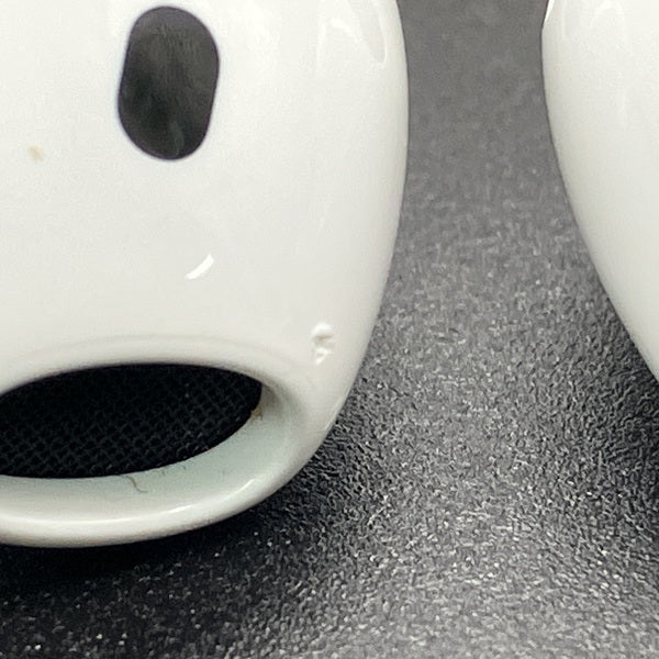 【中古】AirPods 4 MXP63J/A【秋葉原】