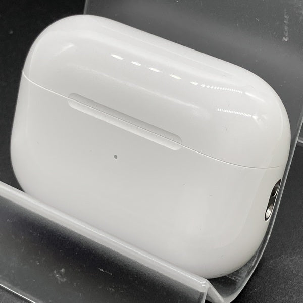 【中古】MagSafe充電ケース(USB-C)付きAirPods Pro(第2世代) MTJV3JA【秋葉原】