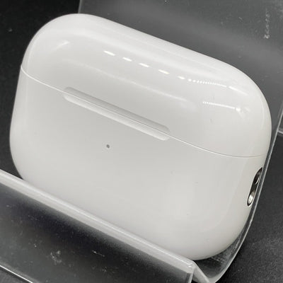 【中古】MagSafe充電ケース(USB-C)付きAirPods Pro(第2世代) MTJV3JA【秋葉原】