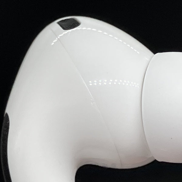 【中古】MagSafe充電ケース(USB-C)付きAirPods Pro(第2世代) MTJV3JA【秋葉原】