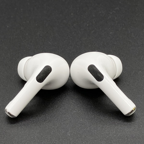 【中古】AirPods Pro (第2世代) MQD83J/A【秋葉原】