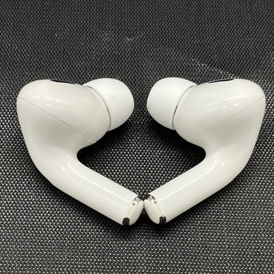 【中古】MagSafe充電ケース(USB-C)付きAirPods Pro(第2世代) MTJV3JA【秋葉原】