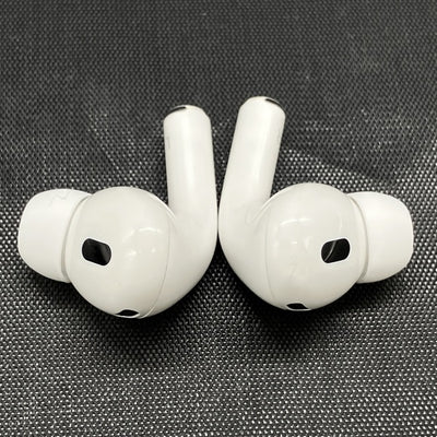 【中古】MagSafe充電ケース(USB-C)付きAirPods Pro(第2世代) MTJV3JA【秋葉原】